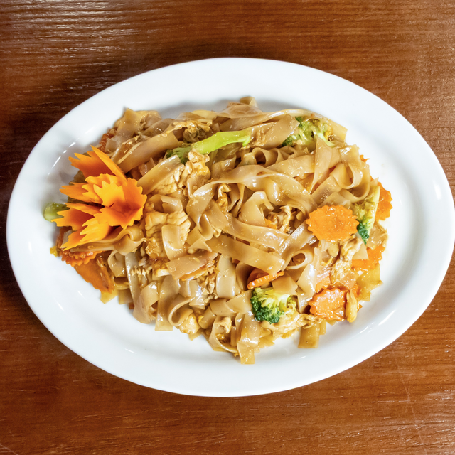 Pad See-Eiw.